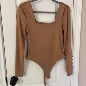 Almost Famous Brown/Tan Long Sleeve Bodysuit Sweat heart neckline